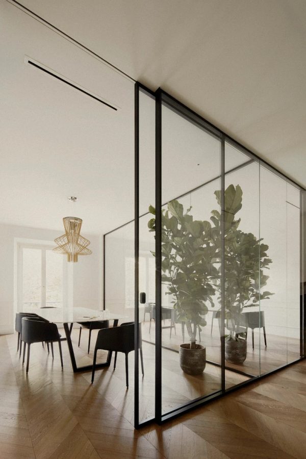 sala riunioni moderna con pareti divisorie in vetro, tavolo in marmo bianco e sedie in pelle nera, grande pianta decorativa