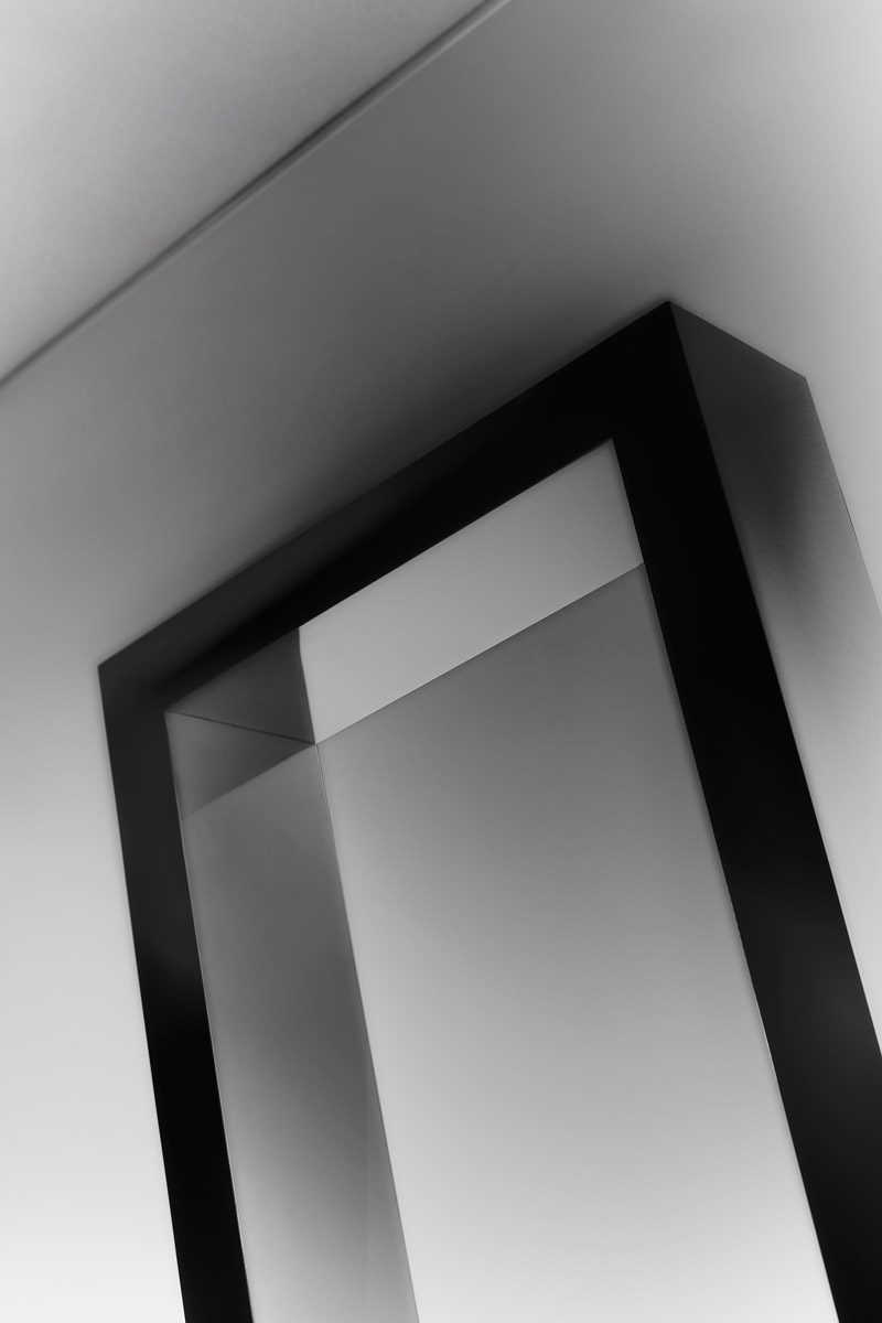 Mirrorless, WE DON'T DESIGN